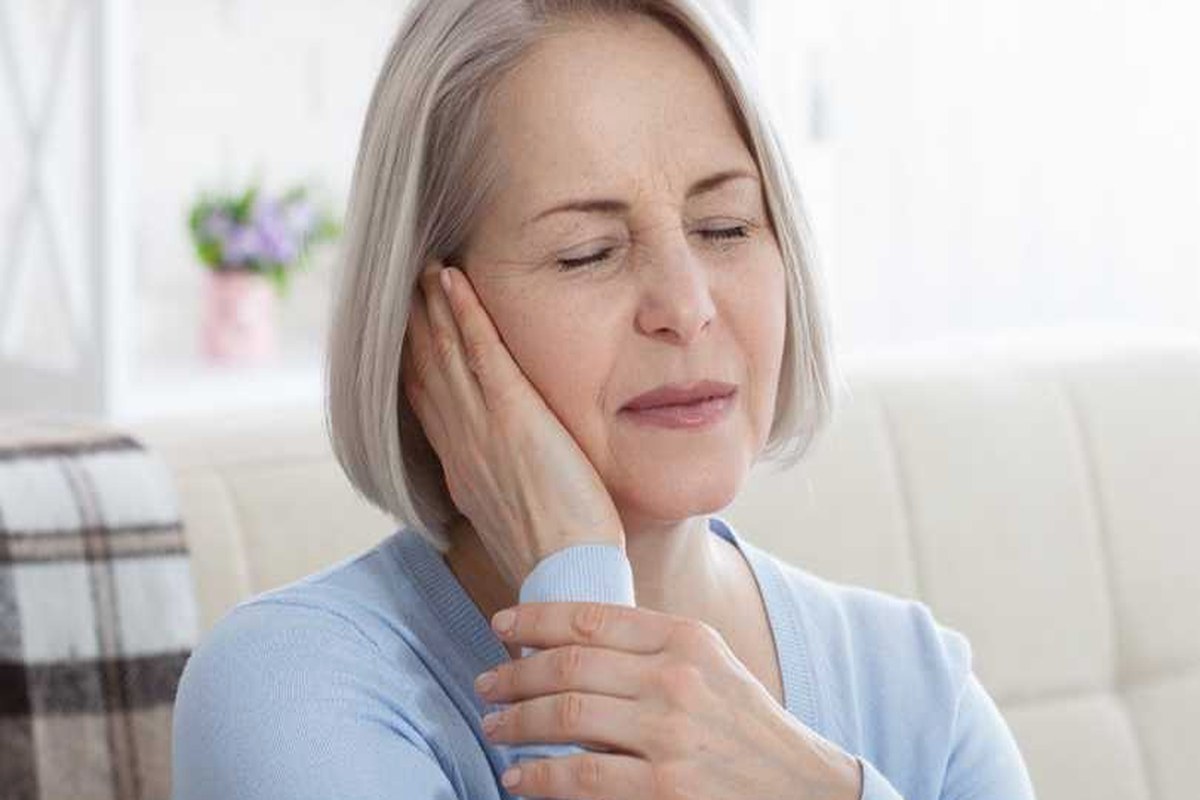 Earache In Adults Signs And Causes ear health information